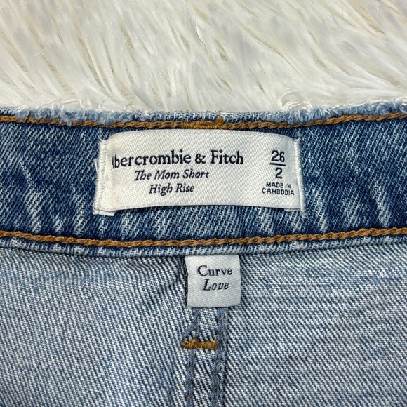 Abercrombie & Fitch The Mom Short High Rise Curve Love - Picture 3 of 4